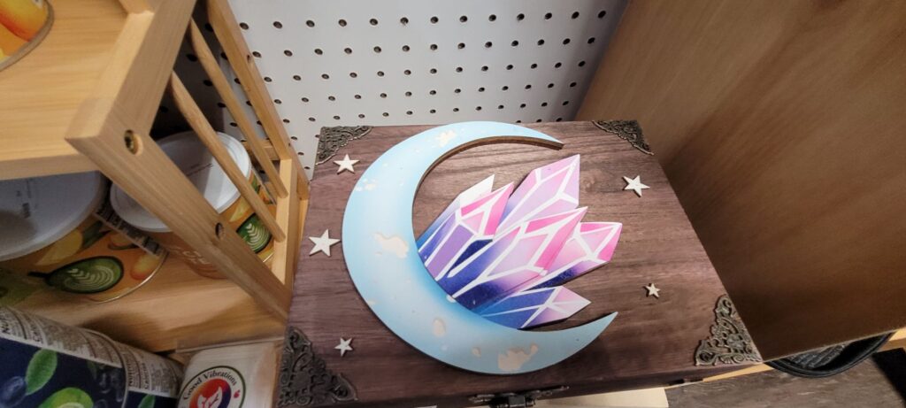 moon-and-crystal-art-box-decoration
