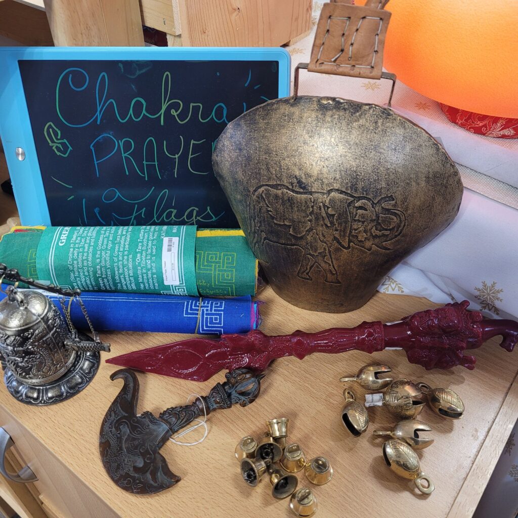 tibetan-prayer-tools-and-meditation-instruments